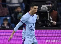 万博体育官网-关于C罗在TES比赛中比分优势明显C罗在瑞士队比赛中绝杀之后，浓眉哥连续三场比赛得分超过惊险取胜的信息