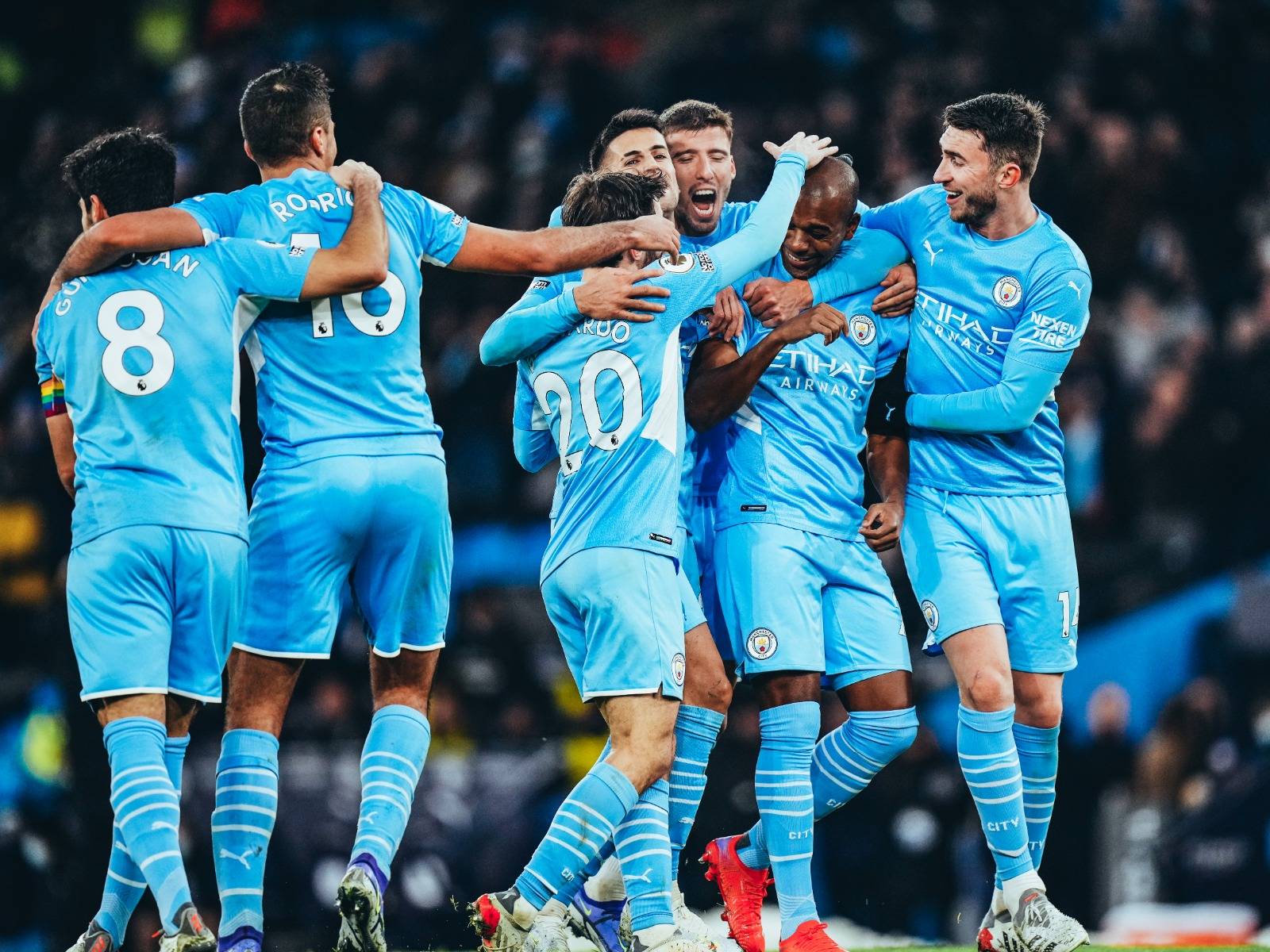 ManBetX-包含今夜曼城备战葡超清晨波士顿凯尔特人备战欧联，今夜费城76人复出首秀直接炸裂的词条